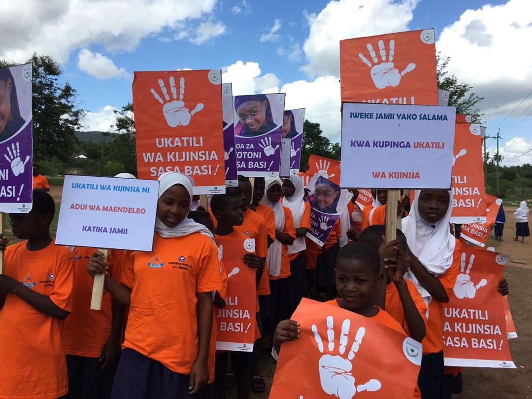 Students campaigning against gender-based violence: “Ukatili wa Kijinsia Sasa Basi!”